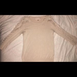 Pink feathered top😍🌸